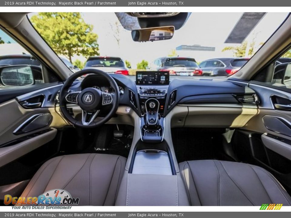 Dashboard of 2019 Acura RDX Technology Photo #9