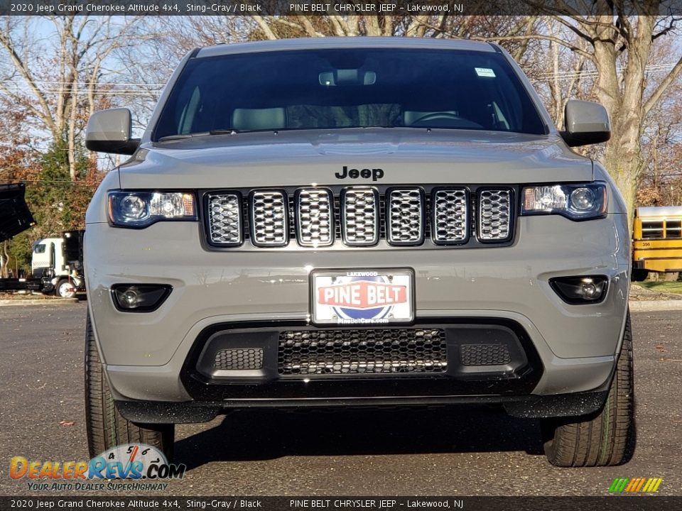 2020 Jeep Grand Cherokee Altitude 4x4 Sting-Gray / Black Photo #2