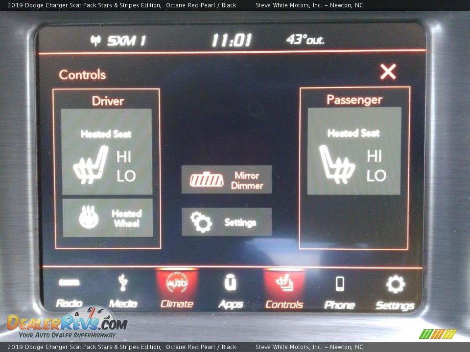 Controls of 2019 Dodge Charger Scat Pack Stars & Stripes Edition Photo #23