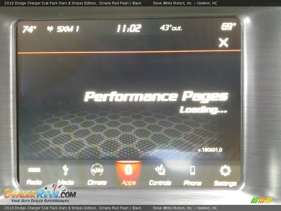 Controls of 2019 Dodge Charger Scat Pack Stars & Stripes Edition Photo #25