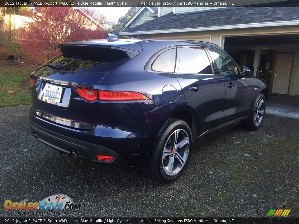 2019 Jaguar F-PACE R-Sport AWD Loire Blue Metallic / Light Oyster Photo #11