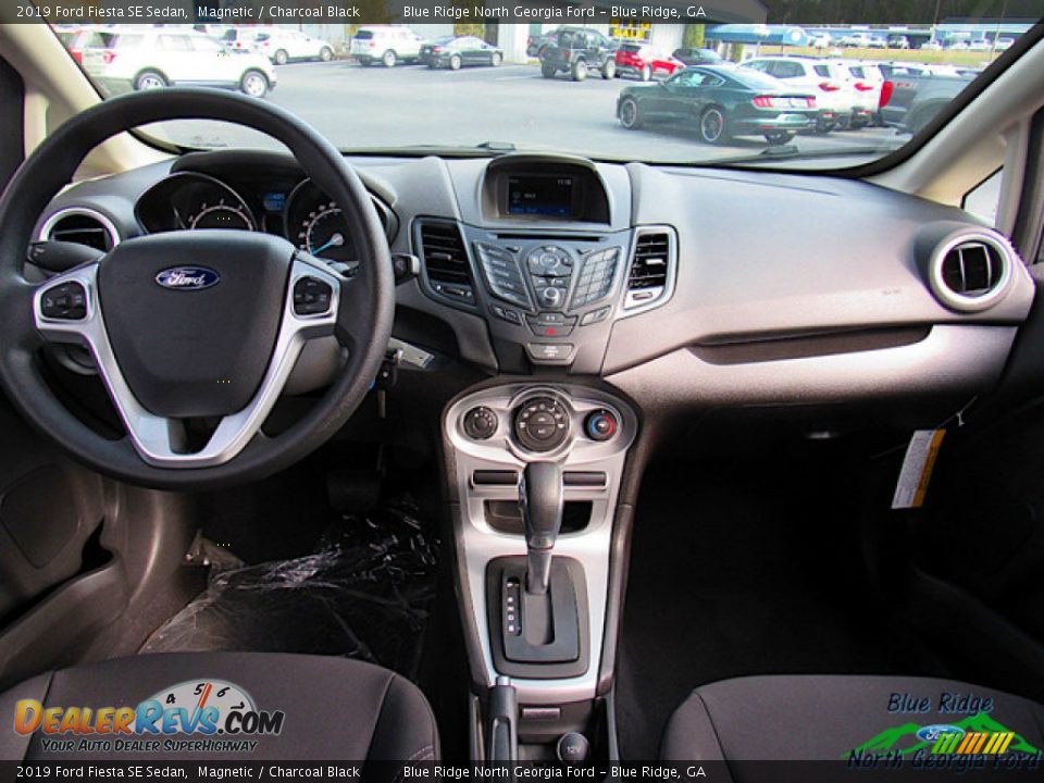 2019 Ford Fiesta SE Sedan Magnetic / Charcoal Black Photo #15