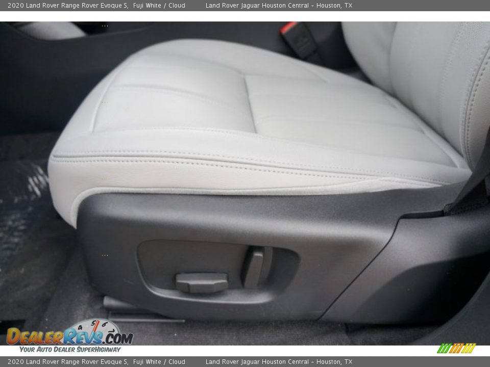 Front Seat of 2020 Land Rover Range Rover Evoque S Photo #23