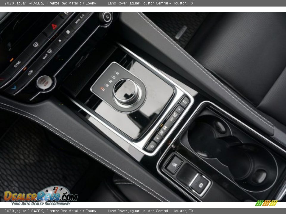 2020 Jaguar F-PACE S Shifter Photo #17