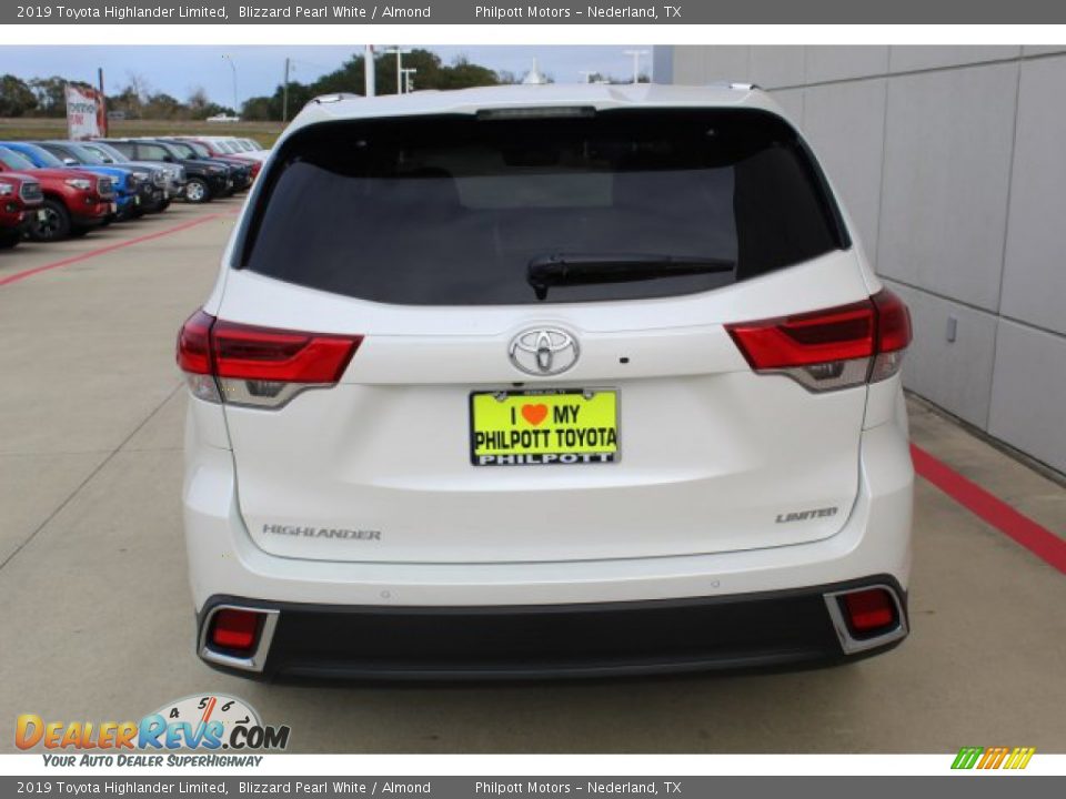 2019 Toyota Highlander Limited Blizzard Pearl White / Almond Photo #7