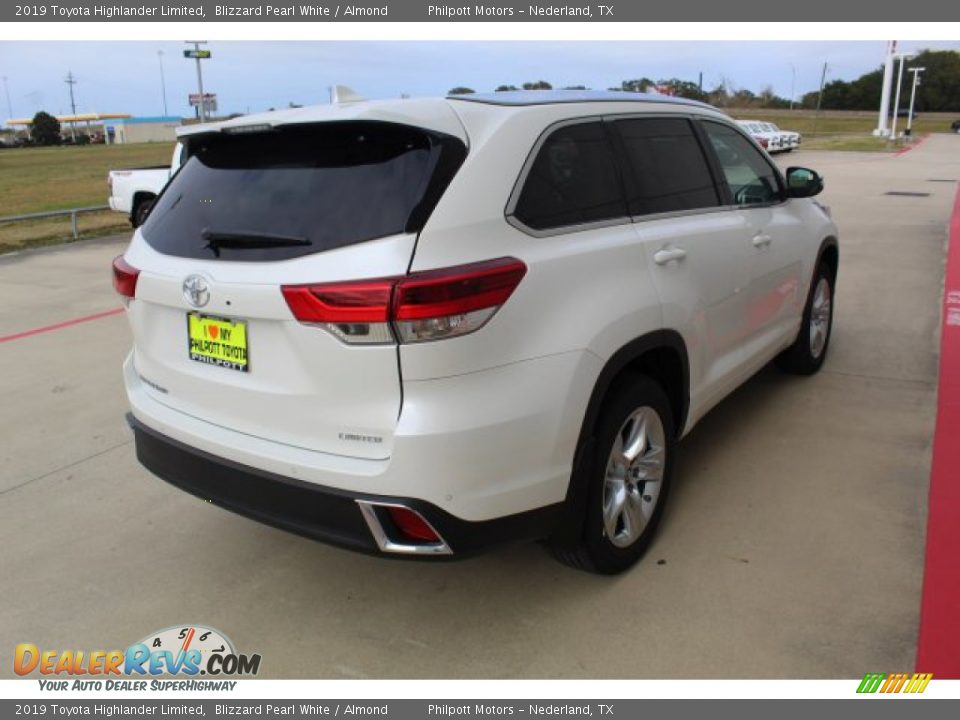 2019 Toyota Highlander Limited Blizzard Pearl White / Almond Photo #8