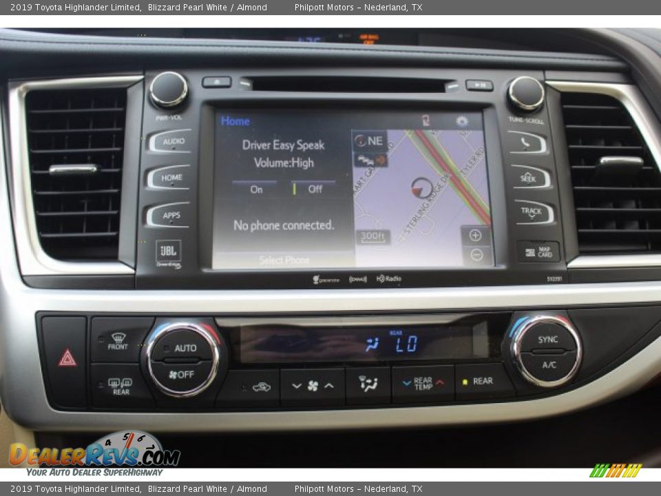 2019 Toyota Highlander Limited Blizzard Pearl White / Almond Photo #19