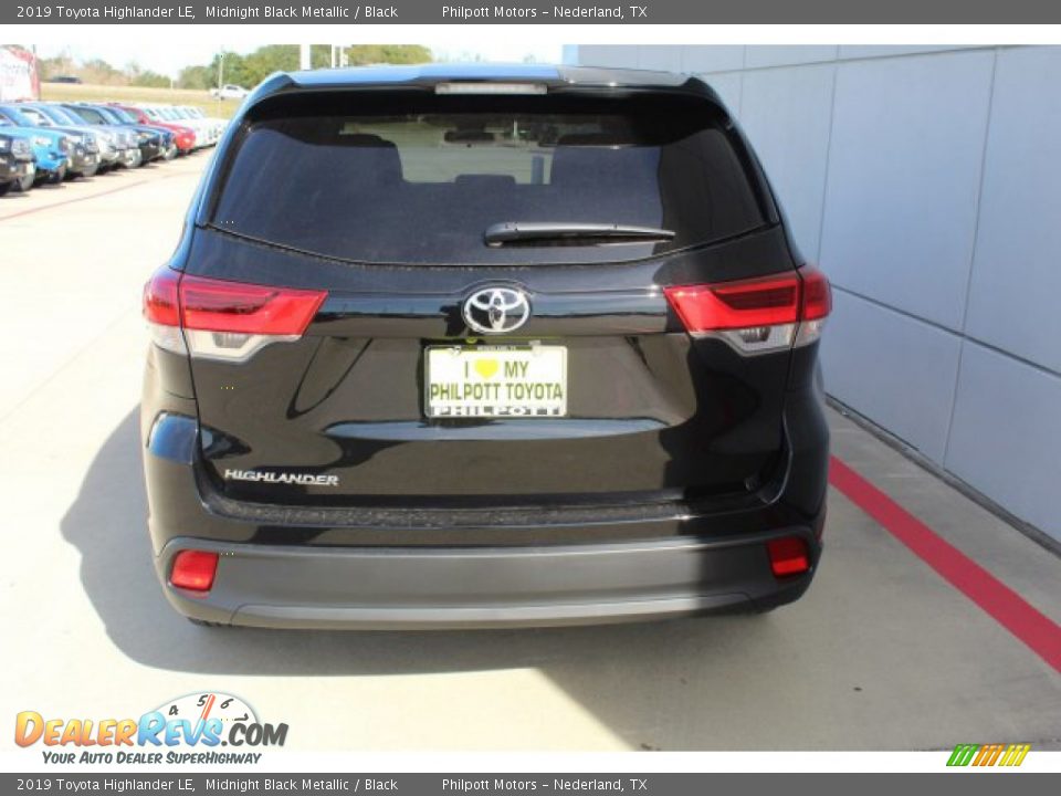 2019 Toyota Highlander LE Midnight Black Metallic / Black Photo #7