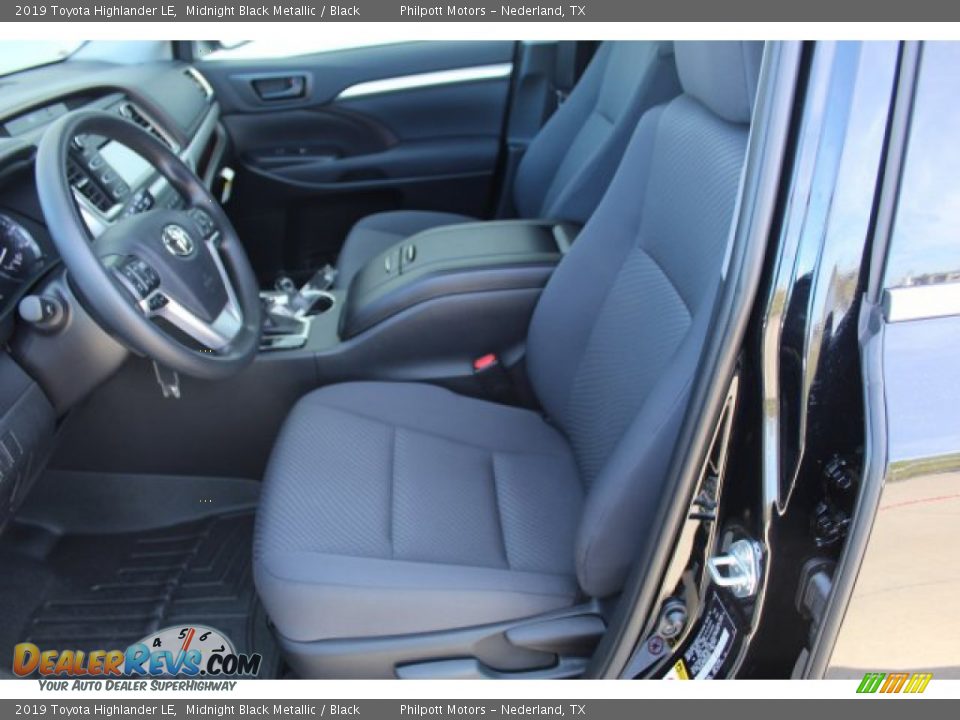 2019 Toyota Highlander LE Midnight Black Metallic / Black Photo #10