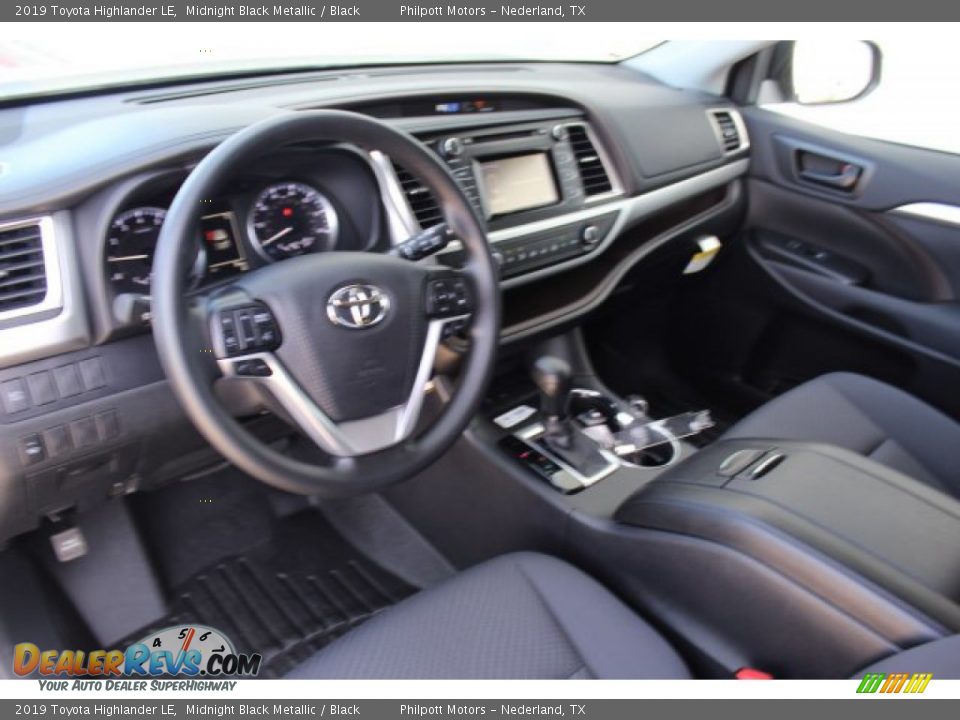 2019 Toyota Highlander LE Midnight Black Metallic / Black Photo #11