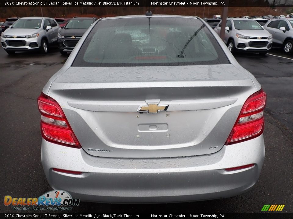 2020 Chevrolet Sonic LT Sedan Silver Ice Metallic / Jet Black/Dark Titanium Photo #4
