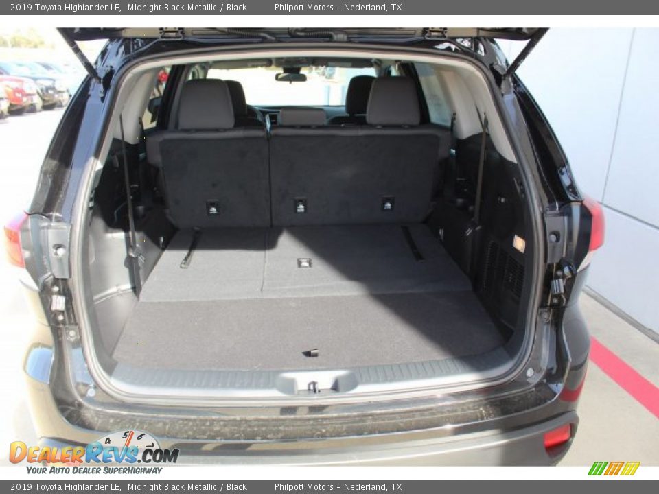 2019 Toyota Highlander LE Midnight Black Metallic / Black Photo #22
