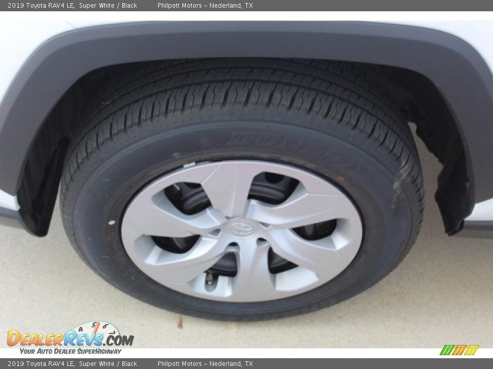 2019 Toyota RAV4 LE Super White / Black Photo #5