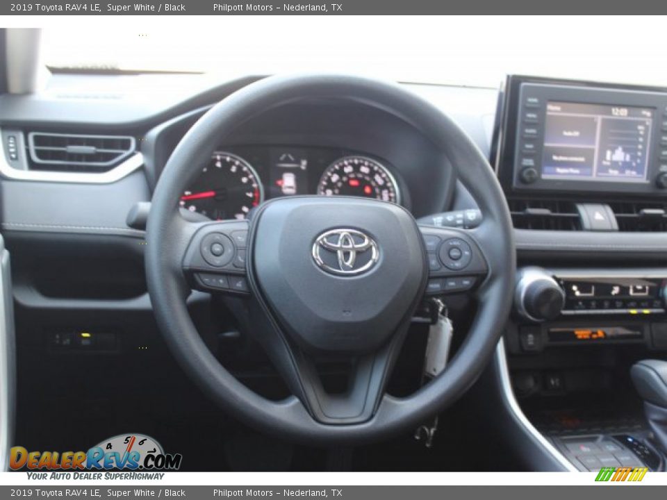 2019 Toyota RAV4 LE Super White / Black Photo #21