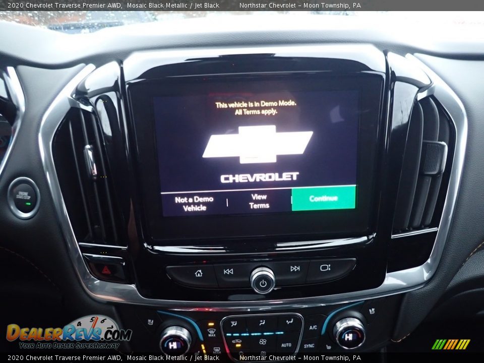 2020 Chevrolet Traverse Premier AWD Mosaic Black Metallic / Jet Black Photo #18