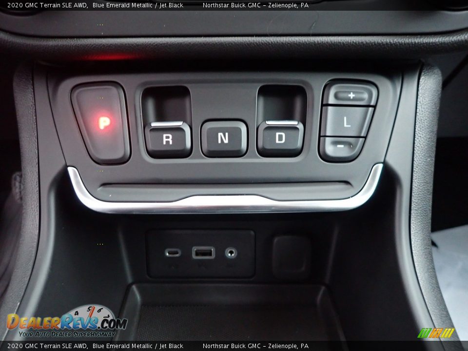 2020 GMC Terrain SLE AWD Shifter Photo #18