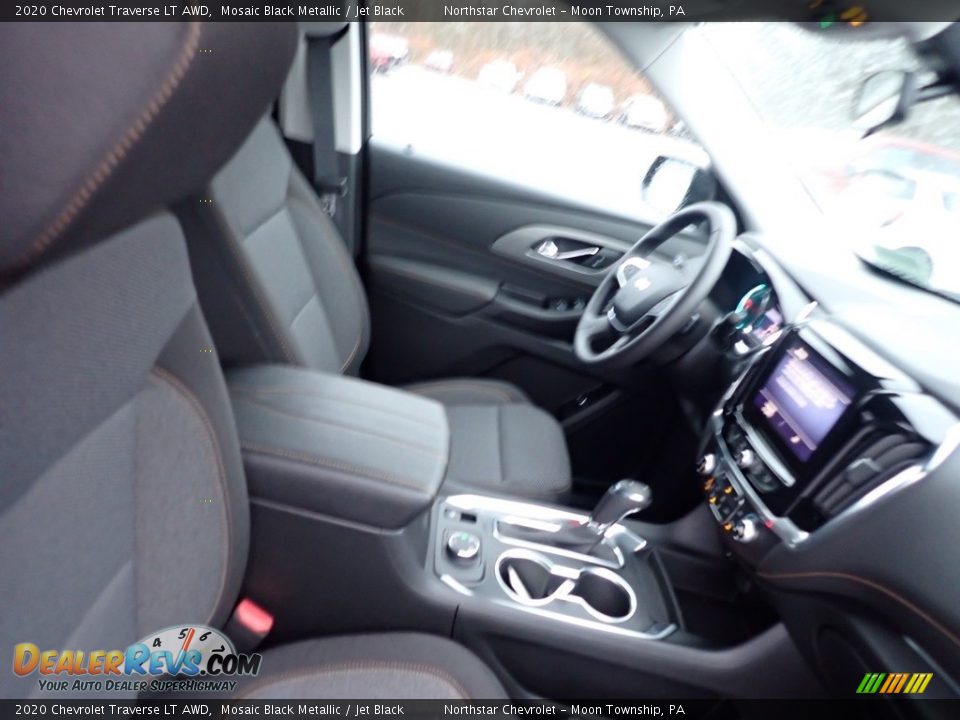 2020 Chevrolet Traverse LT AWD Mosaic Black Metallic / Jet Black Photo #10