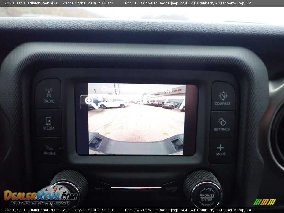 2020 Jeep Gladiator Sport 4x4 Granite Crystal Metallic / Black Photo #17