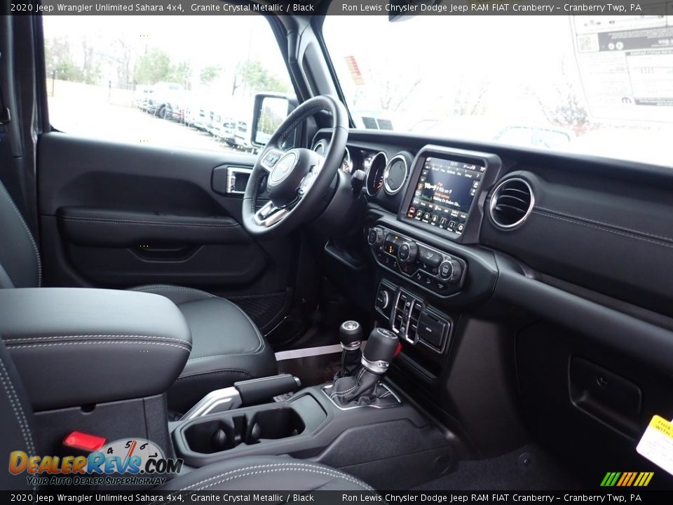 2020 Jeep Wrangler Unlimited Sahara 4x4 Granite Crystal Metallic / Black Photo #11