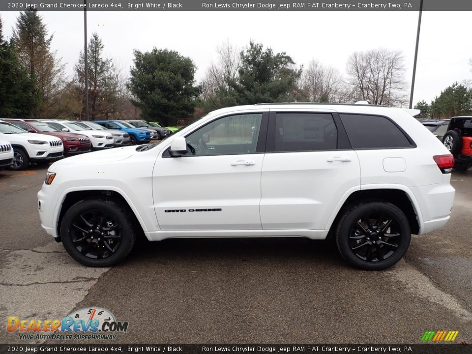 2020 Jeep Grand Cherokee Laredo 4x4 Bright White / Black Photo #2
