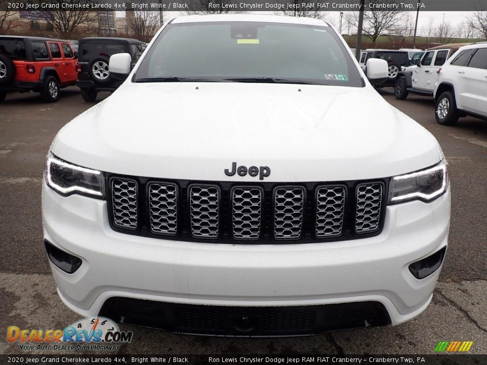 2020 Jeep Grand Cherokee Laredo 4x4 Bright White / Black Photo #8