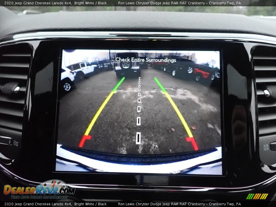 2020 Jeep Grand Cherokee Laredo 4x4 Bright White / Black Photo #18