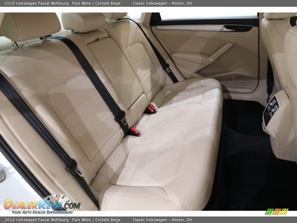 Rear Seat of 2019 Volkswagen Passat Wolfsburg Photo #16