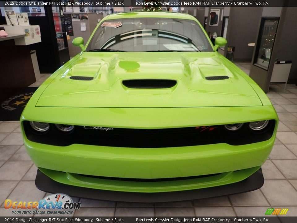 2019 Dodge Challenger R/T Scat Pack Widebody Sublime / Black Photo #10