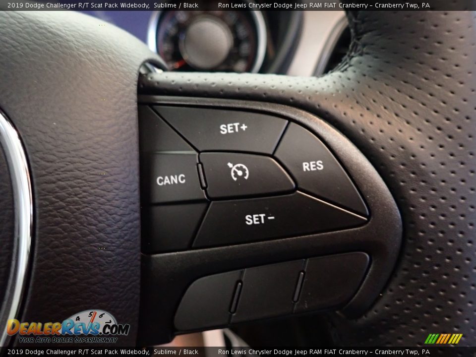 2019 Dodge Challenger R/T Scat Pack Widebody Steering Wheel Photo #15