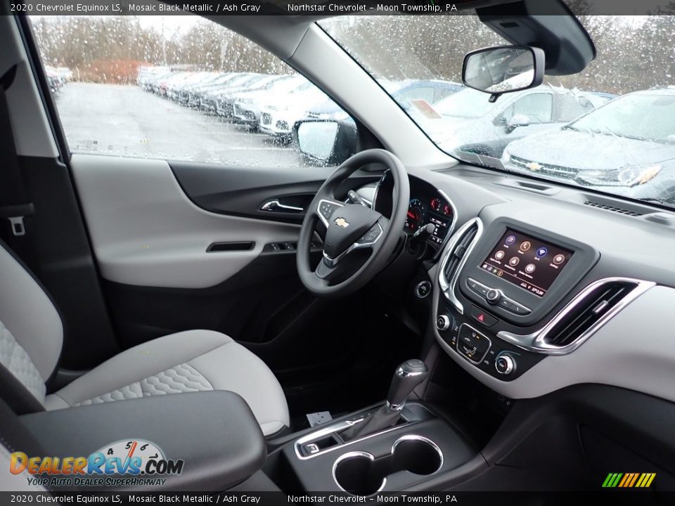 Dashboard of 2020 Chevrolet Equinox LS Photo #11
