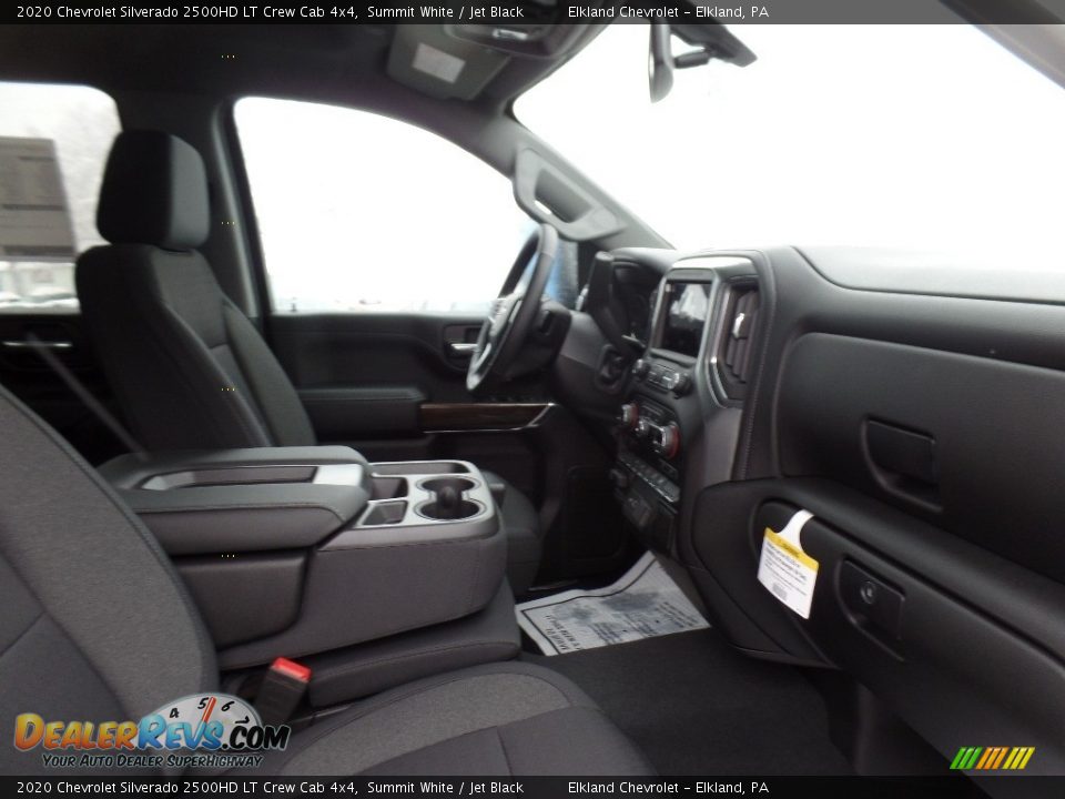 2020 Chevrolet Silverado 2500HD LT Crew Cab 4x4 Summit White / Jet Black Photo #17