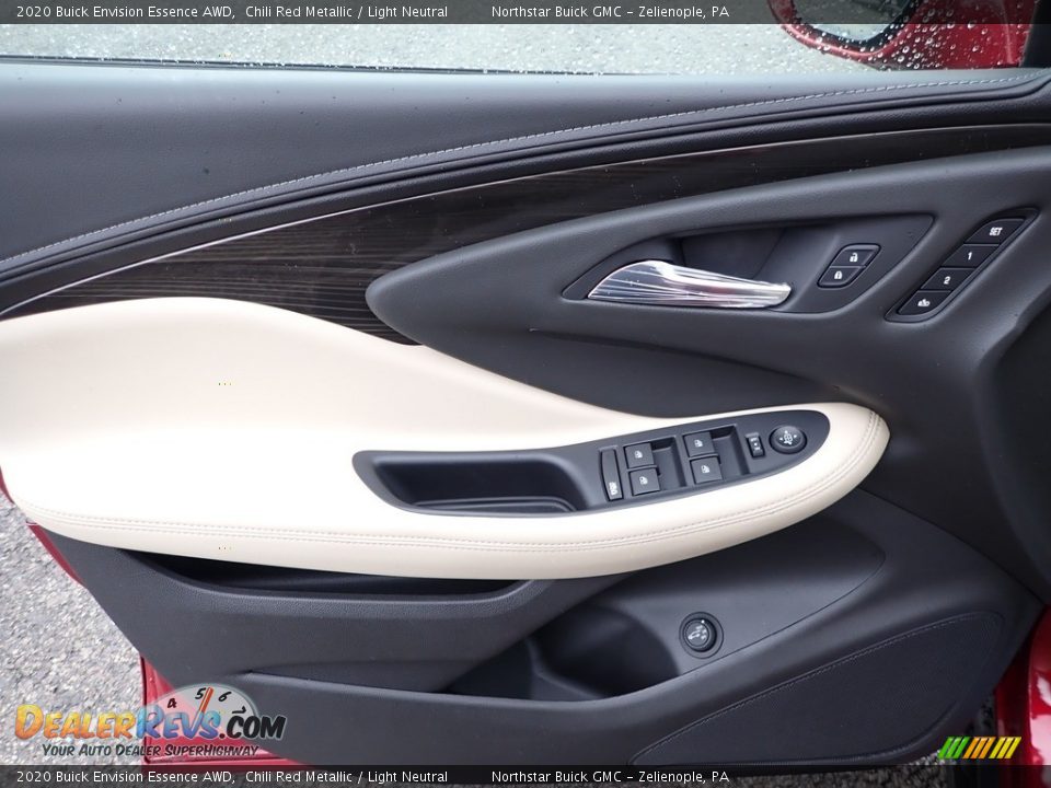 Door Panel of 2020 Buick Envision Essence AWD Photo #16