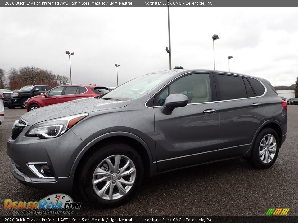 Front 3/4 View of 2020 Buick Envision Preferred AWD Photo #1