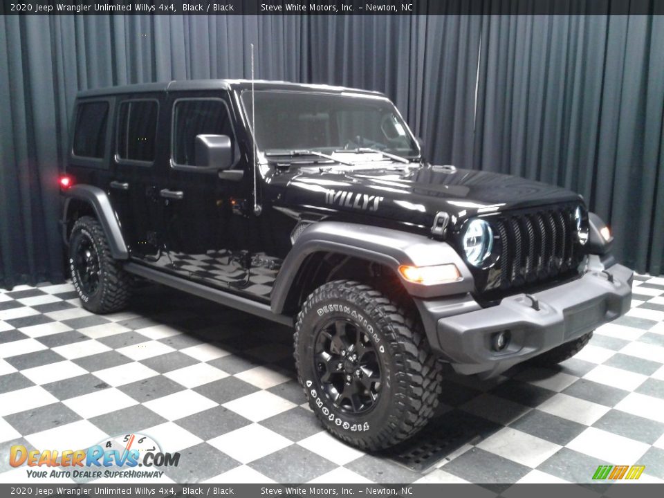 2020 Jeep Wrangler Unlimited Willys 4x4 Black / Black Photo #4