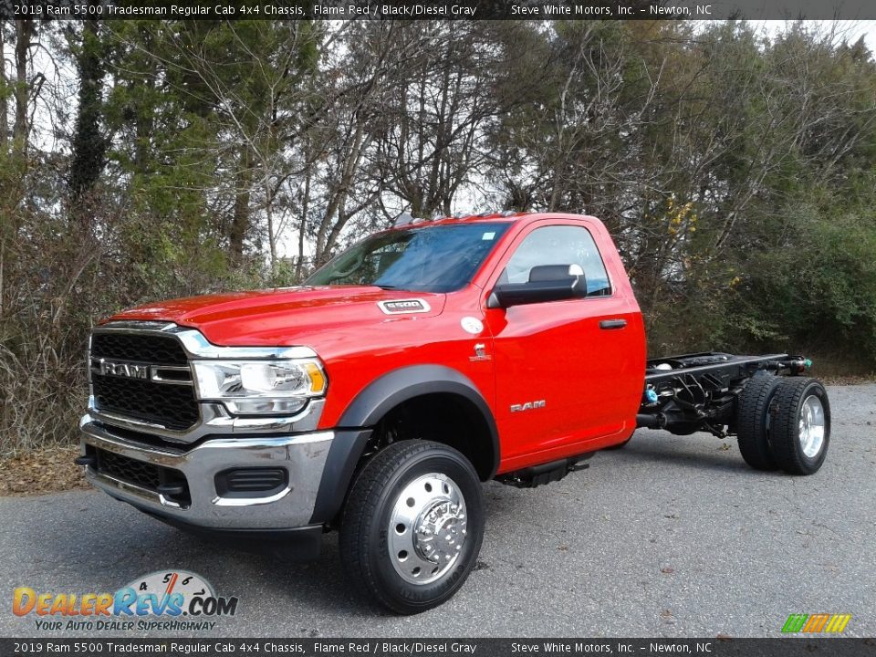 Front 3/4 View of 2019 Ram 5500 Tradesman Regular Cab 4x4 Chassis Photo #2