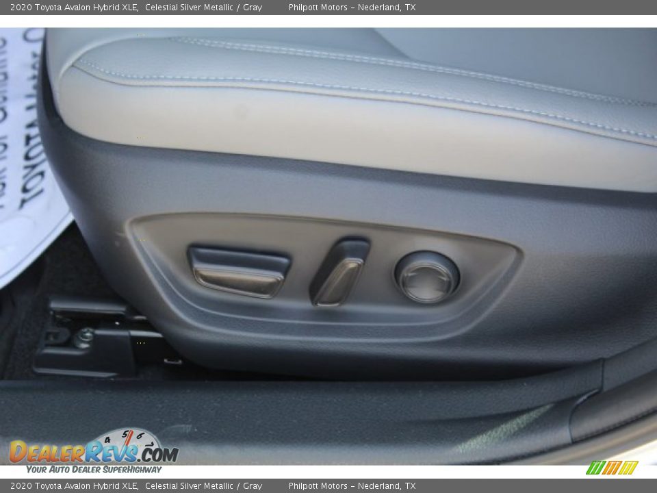 2020 Toyota Avalon Hybrid XLE Celestial Silver Metallic / Gray Photo #11