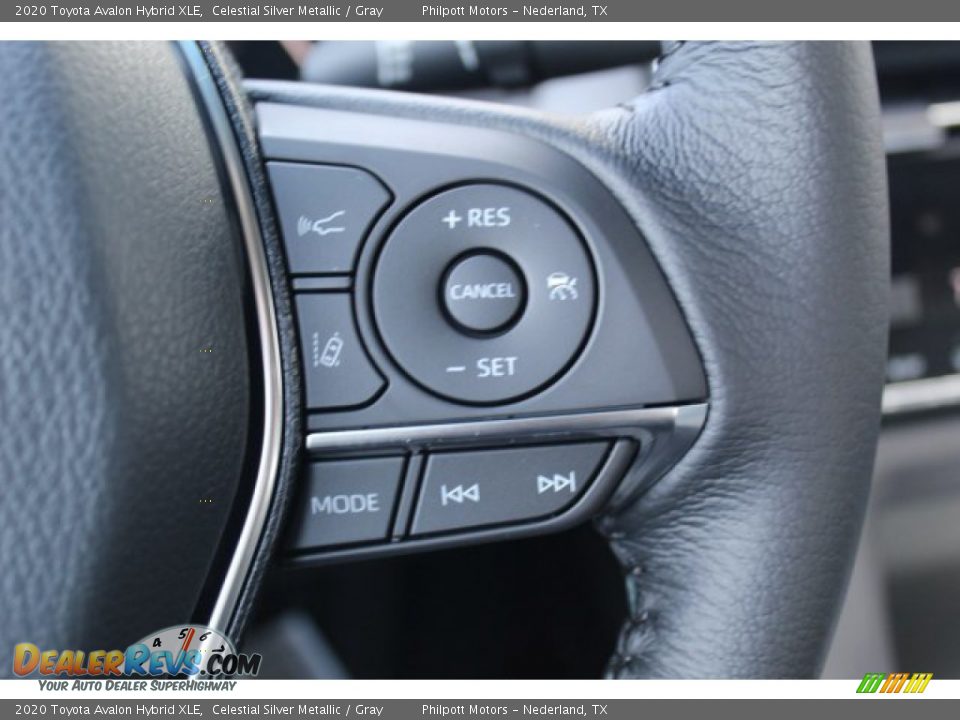 2020 Toyota Avalon Hybrid XLE Celestial Silver Metallic / Gray Photo #15