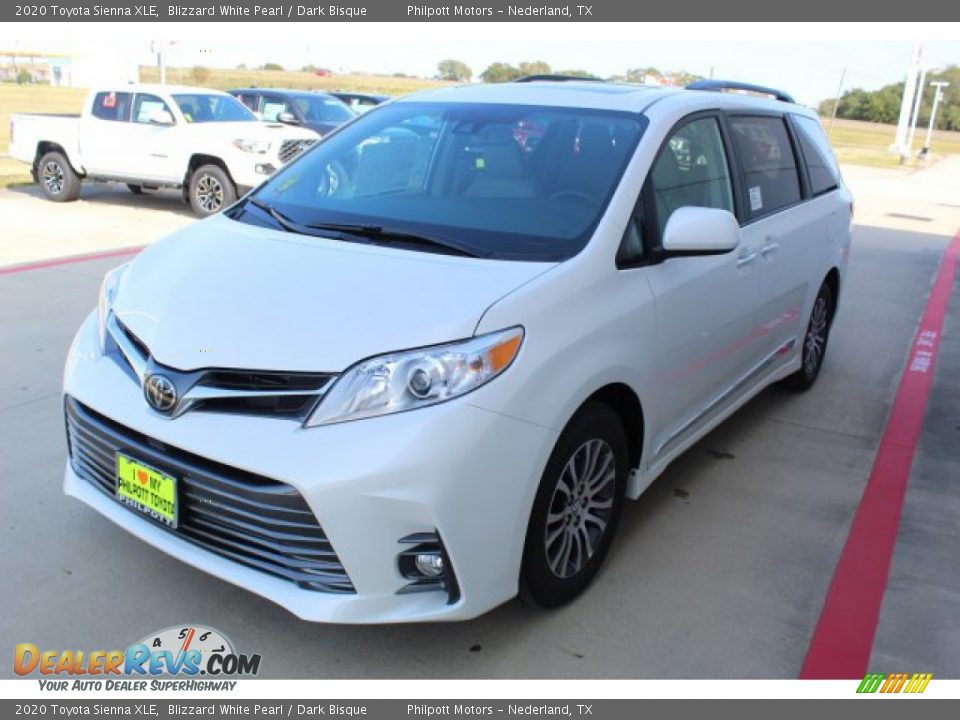 2020 Toyota Sienna XLE Blizzard White Pearl / Dark Bisque Photo #4