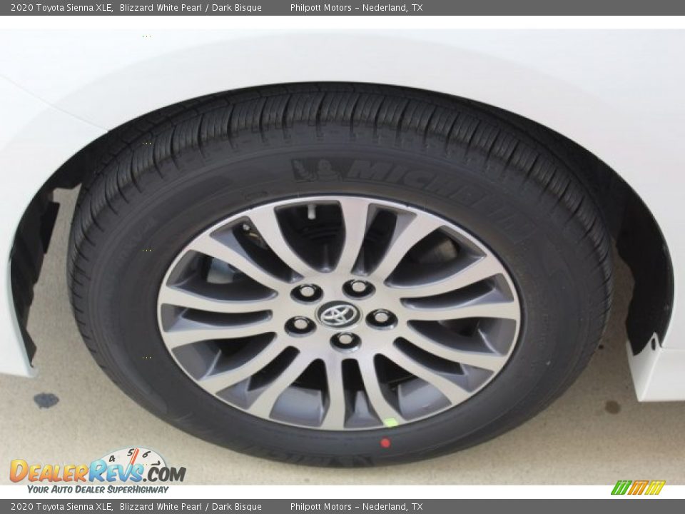 2020 Toyota Sienna XLE Blizzard White Pearl / Dark Bisque Photo #5