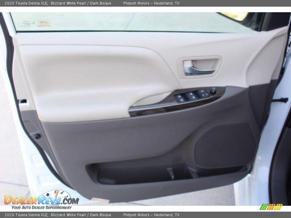 2020 Toyota Sienna XLE Blizzard White Pearl / Dark Bisque Photo #9