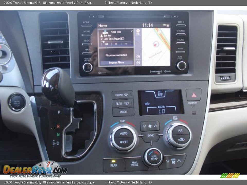 2020 Toyota Sienna XLE Blizzard White Pearl / Dark Bisque Photo #19