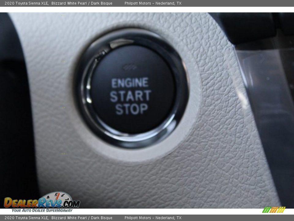2020 Toyota Sienna XLE Blizzard White Pearl / Dark Bisque Photo #20