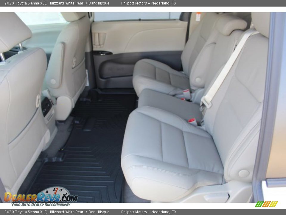 2020 Toyota Sienna XLE Blizzard White Pearl / Dark Bisque Photo #21