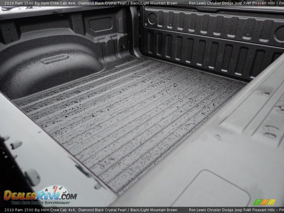 2019 Ram 1500 Big Horn Crew Cab 4x4 Diamond Black Crystal Pearl / Black/Light Mountain Brown Photo #12