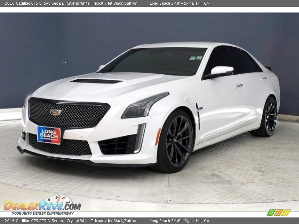 Front 3/4 View of 2016 Cadillac CTS CTS-V Sedan Photo #12