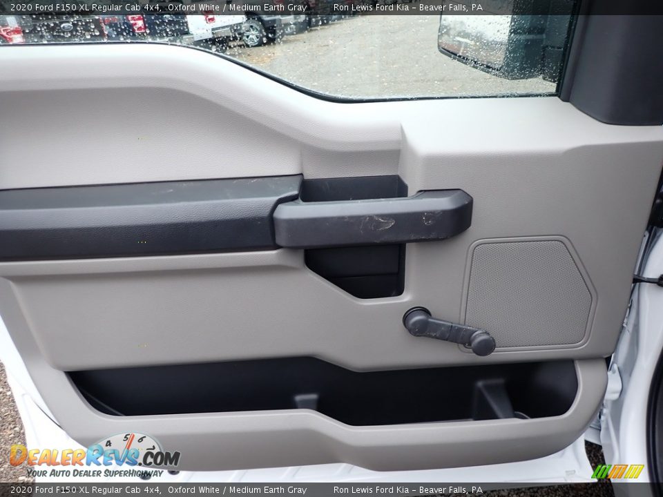 2020 Ford F150 XL Regular Cab 4x4 Oxford White / Medium Earth Gray Photo #15