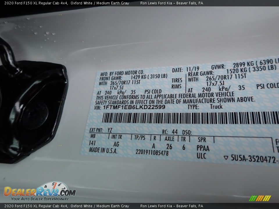 2020 Ford F150 XL Regular Cab 4x4 Oxford White / Medium Earth Gray Photo #16