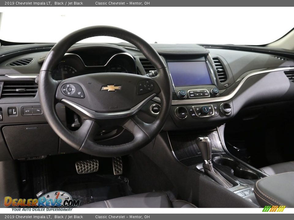 Dashboard of 2019 Chevrolet Impala LT Photo #6