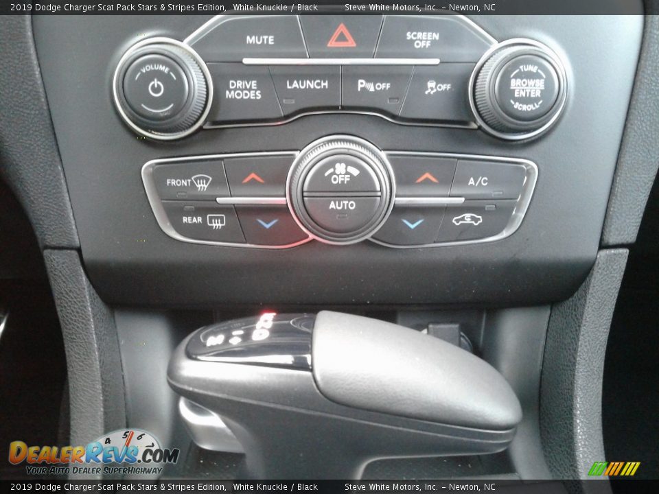 2019 Dodge Charger Scat Pack Stars & Stripes Edition White Knuckle / Black Photo #26