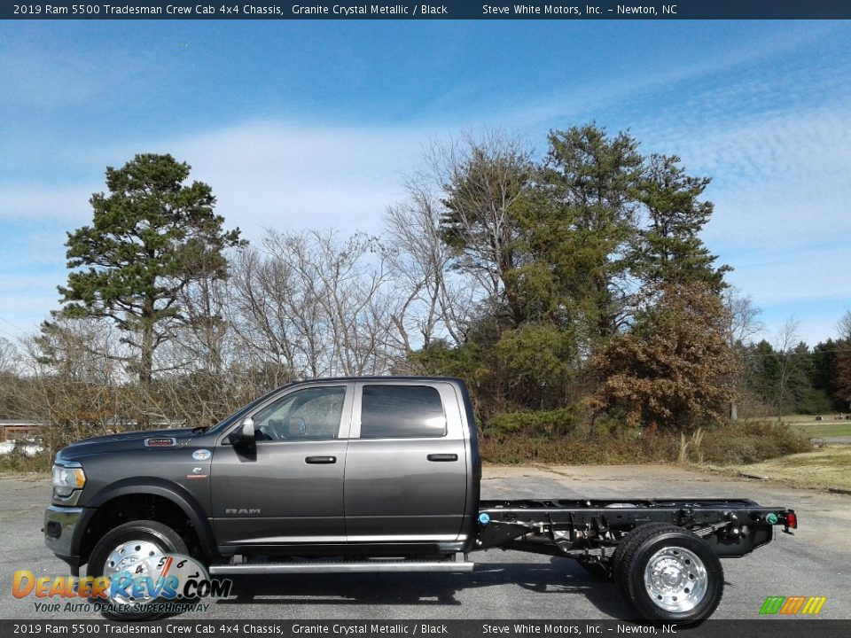 2019 Ram 5500 Tradesman Crew Cab 4x4 Chassis Granite Crystal Metallic / Black Photo #1